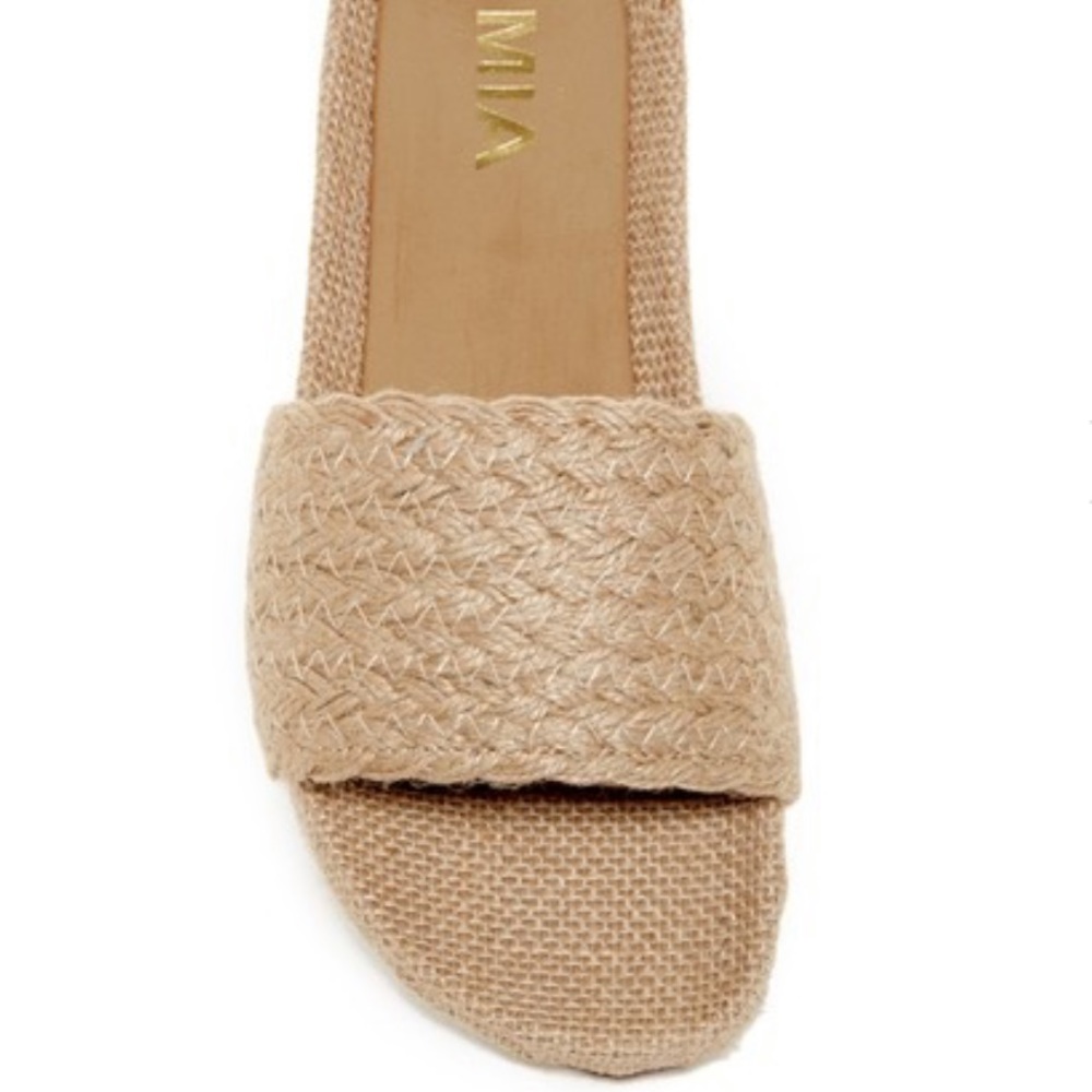 MIA Woven Slide Sandal
